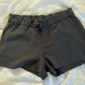 Lululemon on the fly shorts